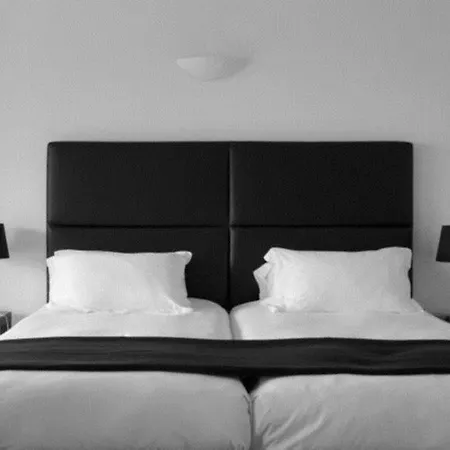 Le Versailles Hotel 3*