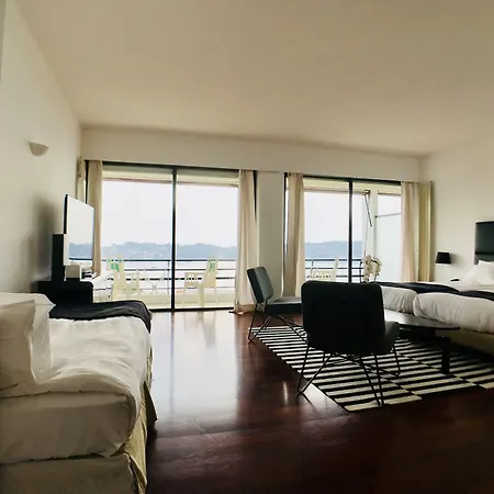 Le Versailles Hotel Villefranche-sur-Mer