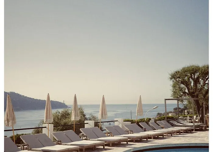 Hotel Le Versailles Villefranche-sur-Mer