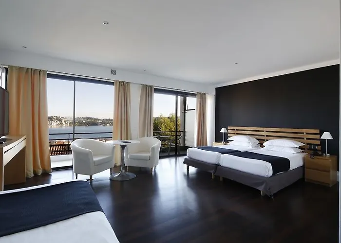 Hotel Le Versailles Villefranche-sur-Mer